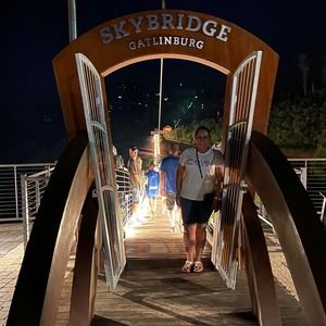 Meet your Posher, Angelica